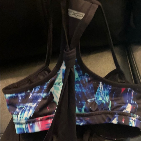 Express shelf bra tank, size S - Picture 4 of 7